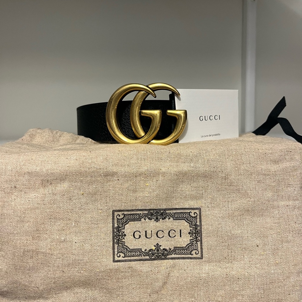Gucci Black Leather Belt with Gold Double G Buckle